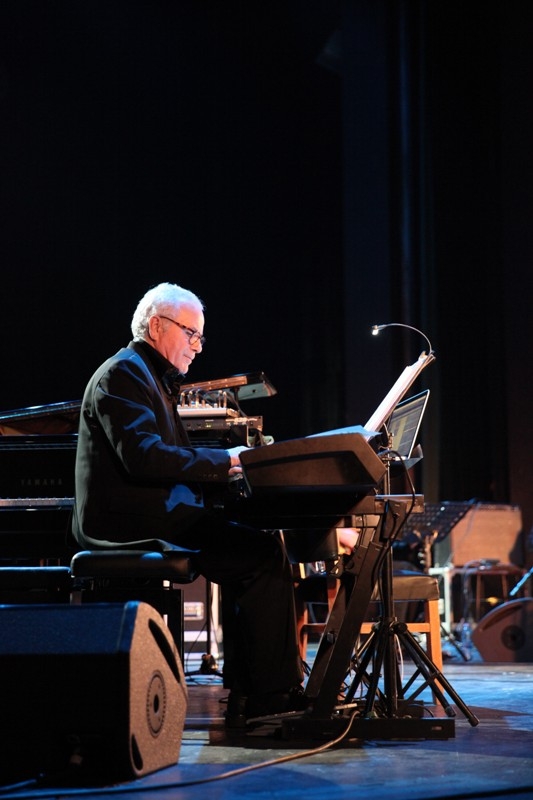 Bernard Sauvat Au Casino Du Liban